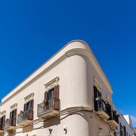 Dimora La Torre Room Favignana Exterior photo