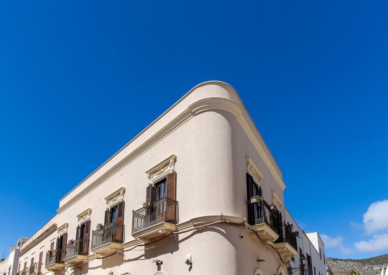 Dimora La Torre Room Favignana Exterior photo